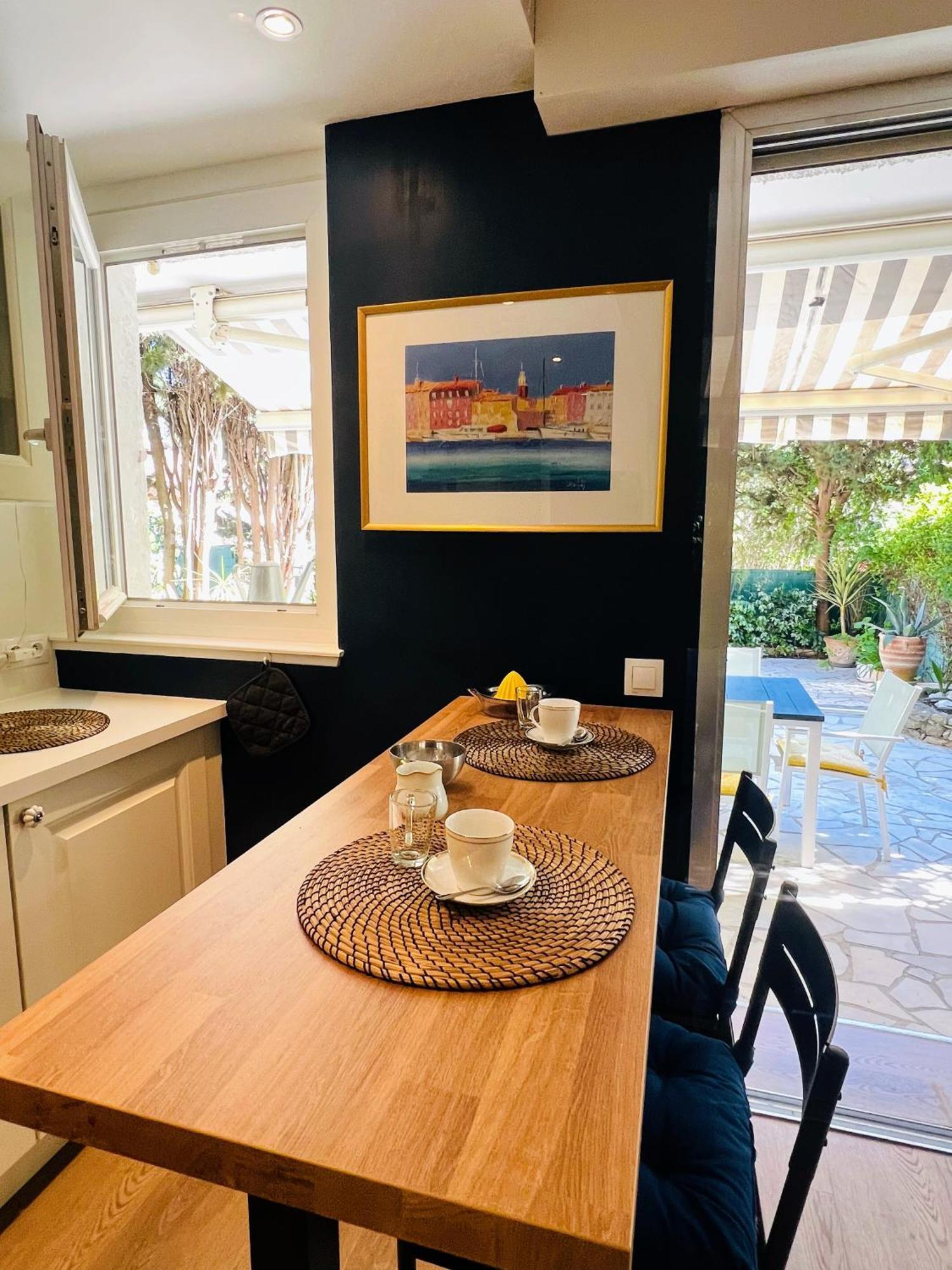 Superbe Appartement Avec Terrasse Jardin Et Parking Prive Saint-Tropez Eksteriør bilde