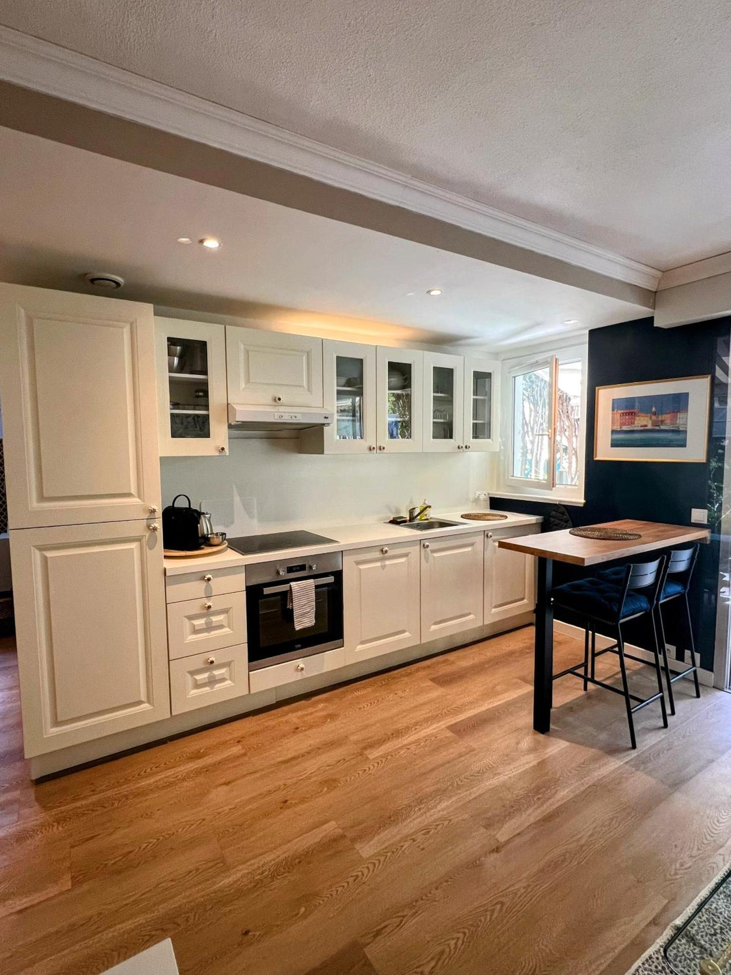 Superbe Appartement Avec Terrasse Jardin Et Parking Prive Saint-Tropez Eksteriør bilde
