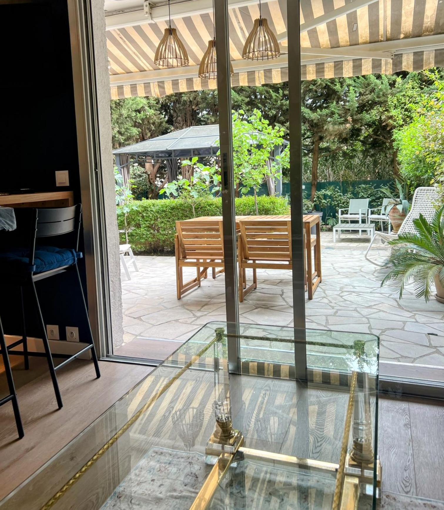 Superbe Appartement Avec Terrasse Jardin Et Parking Prive Saint-Tropez Eksteriør bilde
