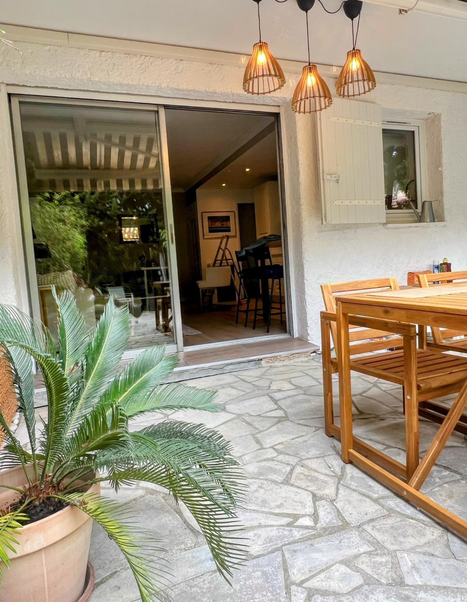 Superbe Appartement Avec Terrasse Jardin Et Parking Prive Saint-Tropez Eksteriør bilde